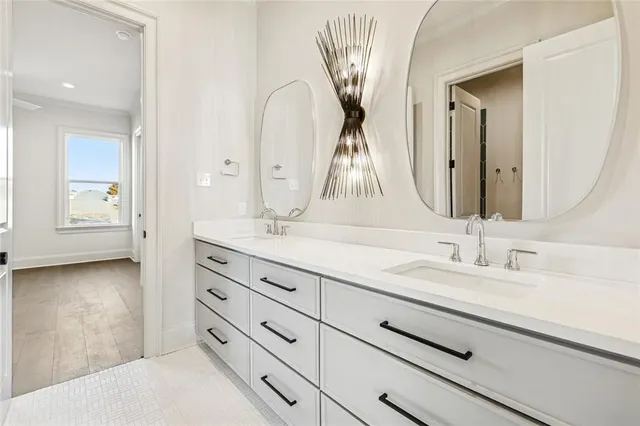 $1,649,000 | 330 Aurora Avenue, Metairie, LA 70005