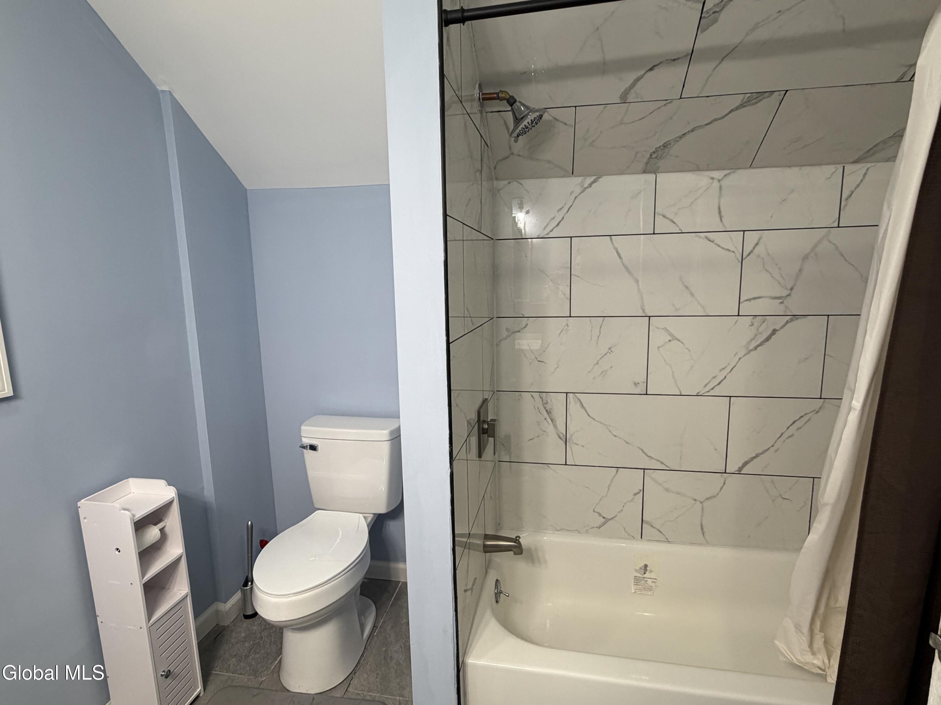 1747 Oneida Street Schenectady, NY 12308 - Photo 22 of 31 IMG_7463