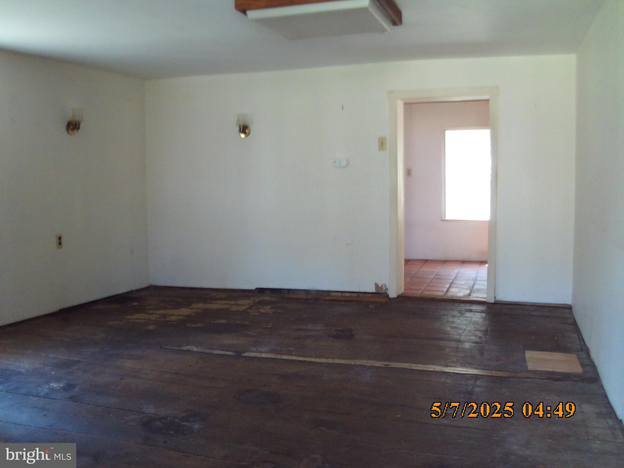 448 Bulltown Road Elverson, PA 19520 - Photo 3 of 9 Gallery Image 3
