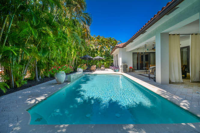 951 Northeast 4th Avenue Boca Raton, FL 33432 - Photo 29 of 30 951 NE 4th Ave Boca Raton FL-small-040-7