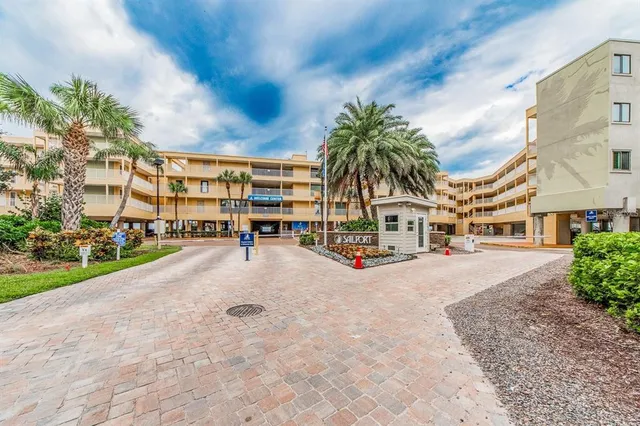 $260,000 | 2506 North Rocky Point Drive, Unit 237, Tampa, FL 33607
