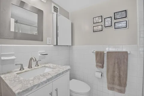 $639,000 | 5100 Dorset Avenue, Unit 304, Chevy Chase, MD 20815