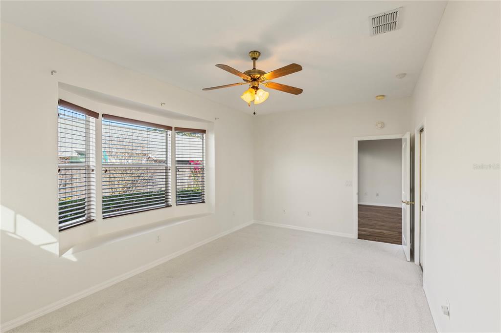 2142 Andrews Court Dunedin, FL 34698 - Photo 16 of 38