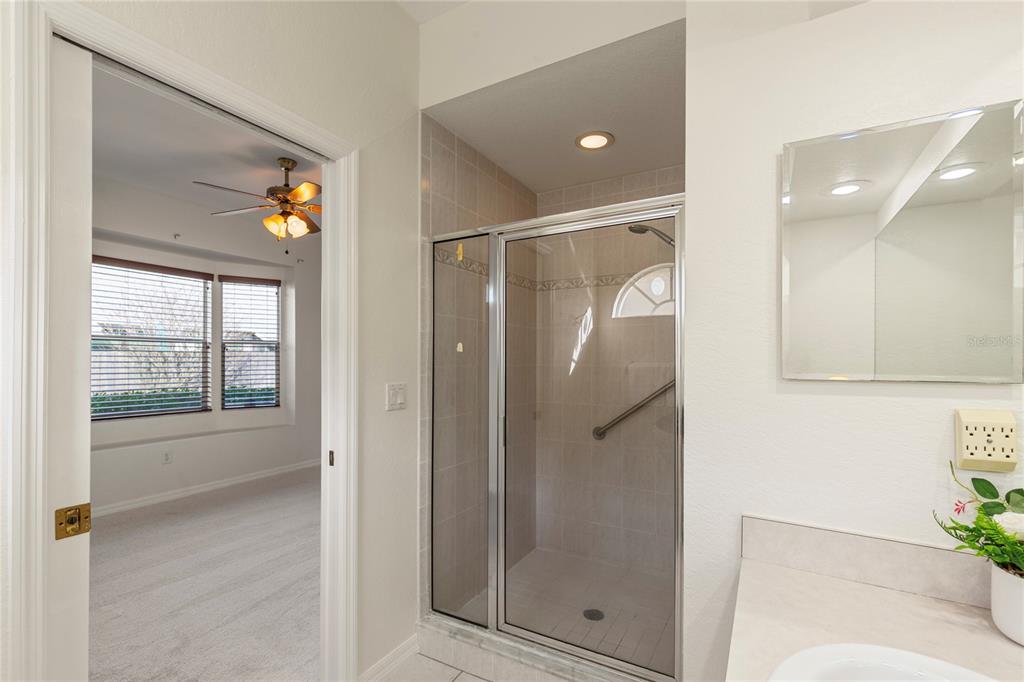 2142 Andrews Court Dunedin, FL 34698 - Photo 18 of 38