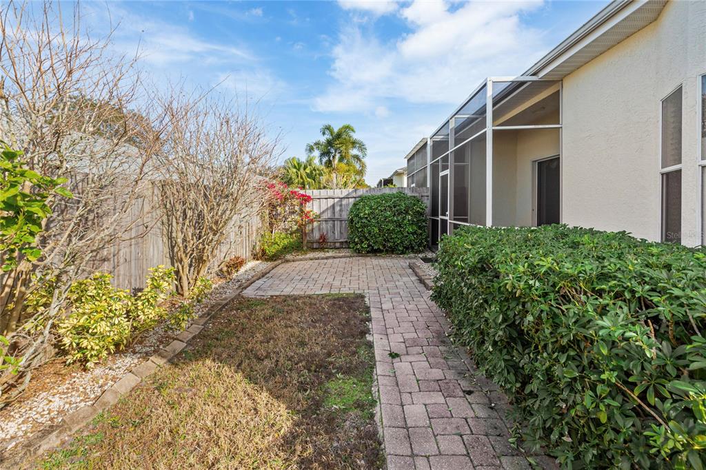 2142 Andrews Court Dunedin, FL 34698 - Photo 32 of 38