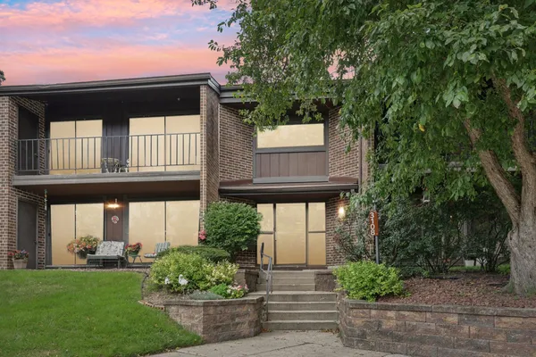 $299,000 | 3108 Creekview Drive, Unit 7, Middleton, WI 53562