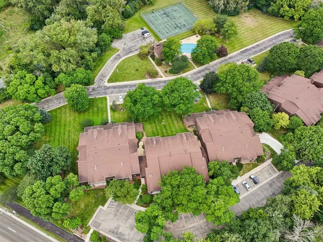 $299,000 | 3108 Creekview Drive, Unit 7, Middleton, WI 53562