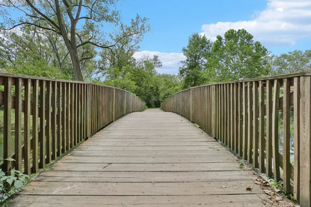 $299,000 | 3108 Creekview Drive, Unit 7, Middleton, WI 53562