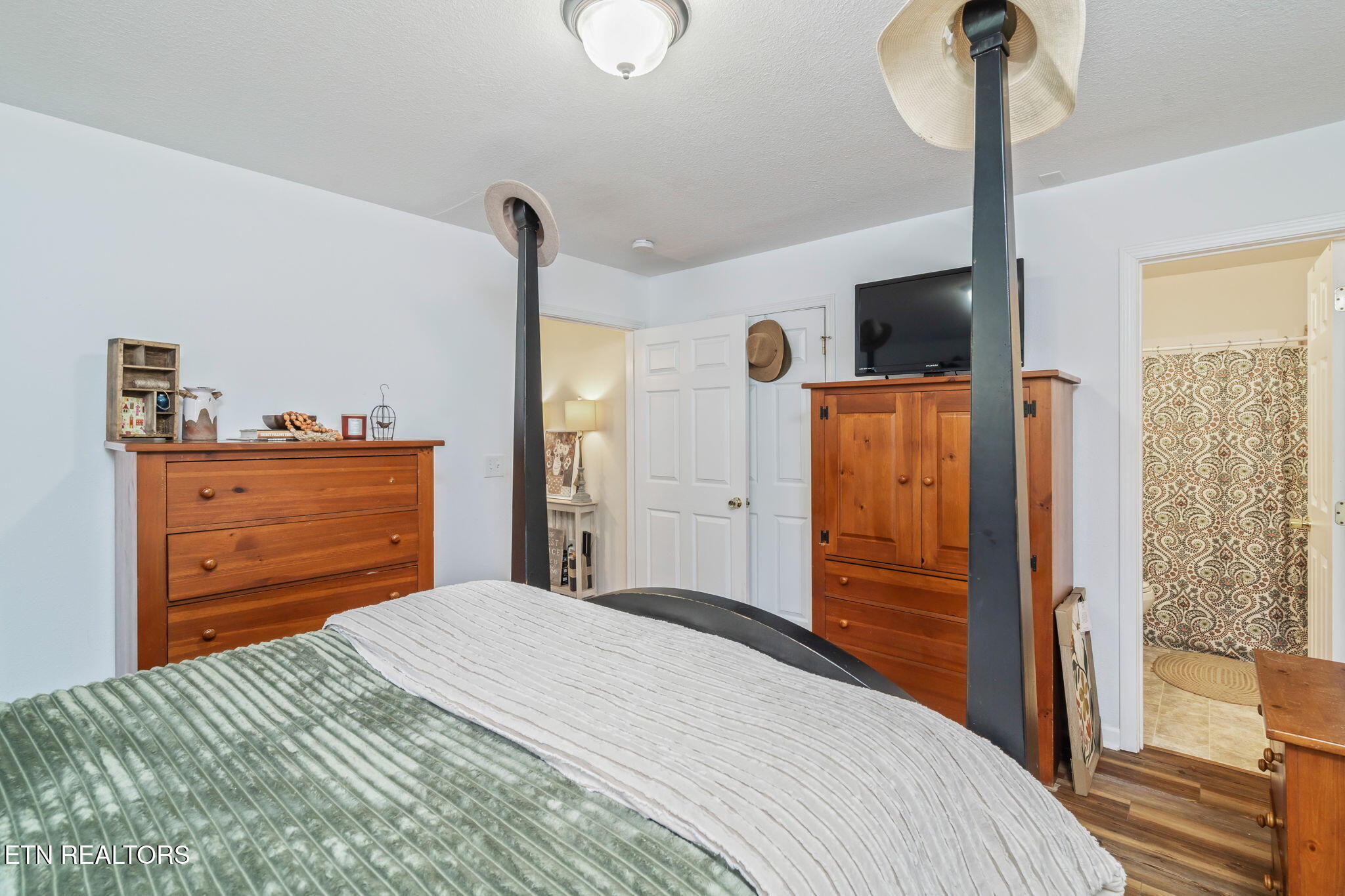 775 Butter And Egg Road Jacksboro, TN 37757 - Photo 19 of 30 22-web-or-mls-775 Butter And Egg Road-23