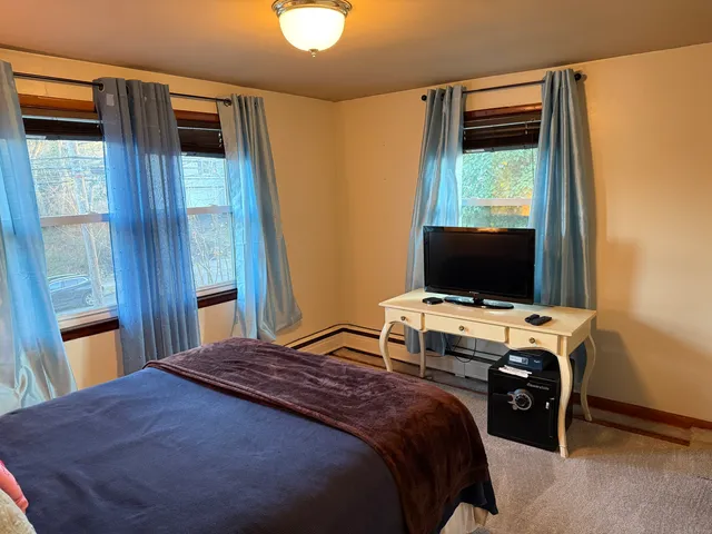 $460,000 | 360 Vincellette Street, Bridgeport, CT 06606