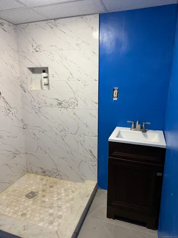 $460,000 | 360 Vincellette Street, Bridgeport, CT 06606