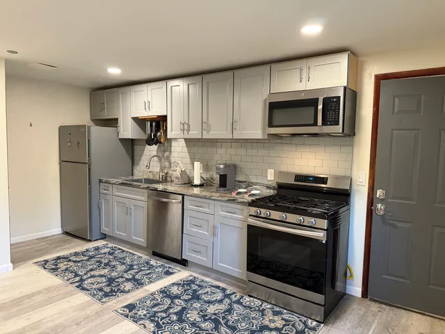 $460,000 | 360 Vincellette Street, Bridgeport, CT 06606