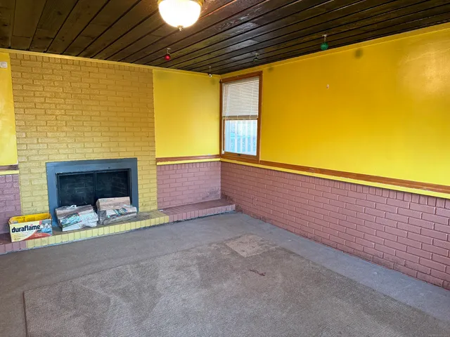 $460,000 | 360 Vincellette Street, Bridgeport, CT 06606