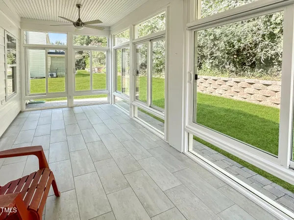 $624,900 | 804 Blue Thorn Drive, Apex, NC 27539