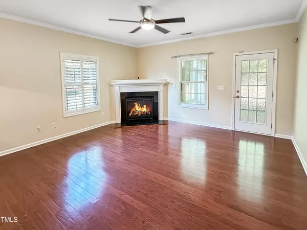 $624,900 | 804 Blue Thorn Drive, Apex, NC 27539