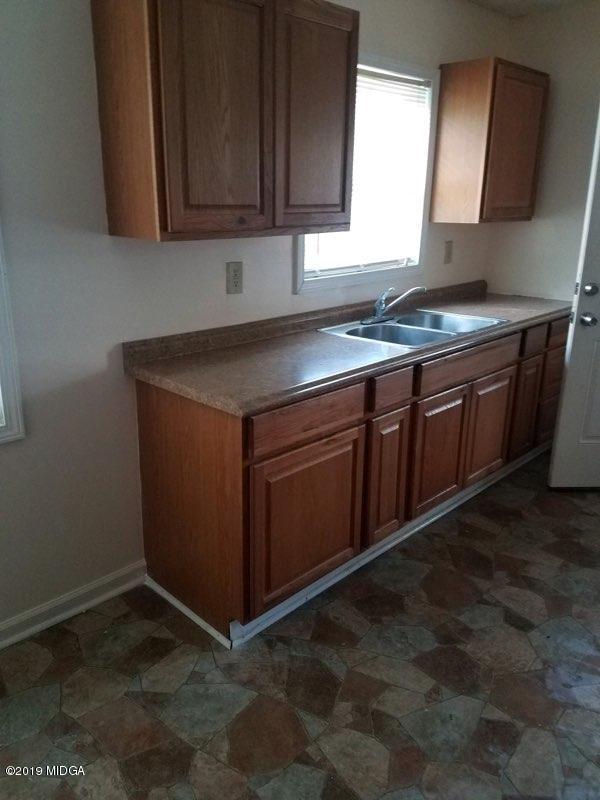 1624 Randall Road Macon, GA 31206 - Photo 4 of 12 20190910_