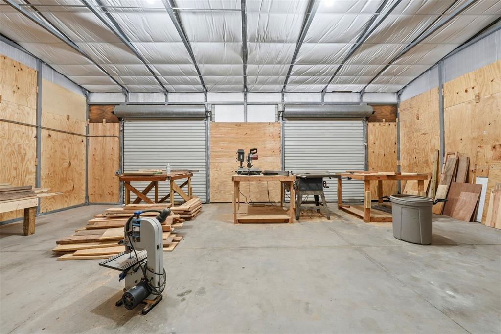 14433 Lake Yale Road Umatilla, FL 32784 - Photo 29 of 38 a view of a room with gym equipment