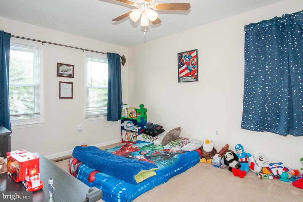 7010 Maple Tree Lane Springfield, VA 22152 - Photo 23 of 29 Third Bedroom