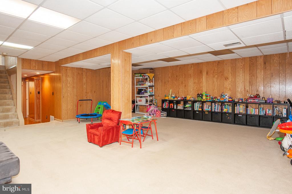 7010 Maple Tree Lane Springfield, VA 22152 - Photo 27 of 29 Rec Room