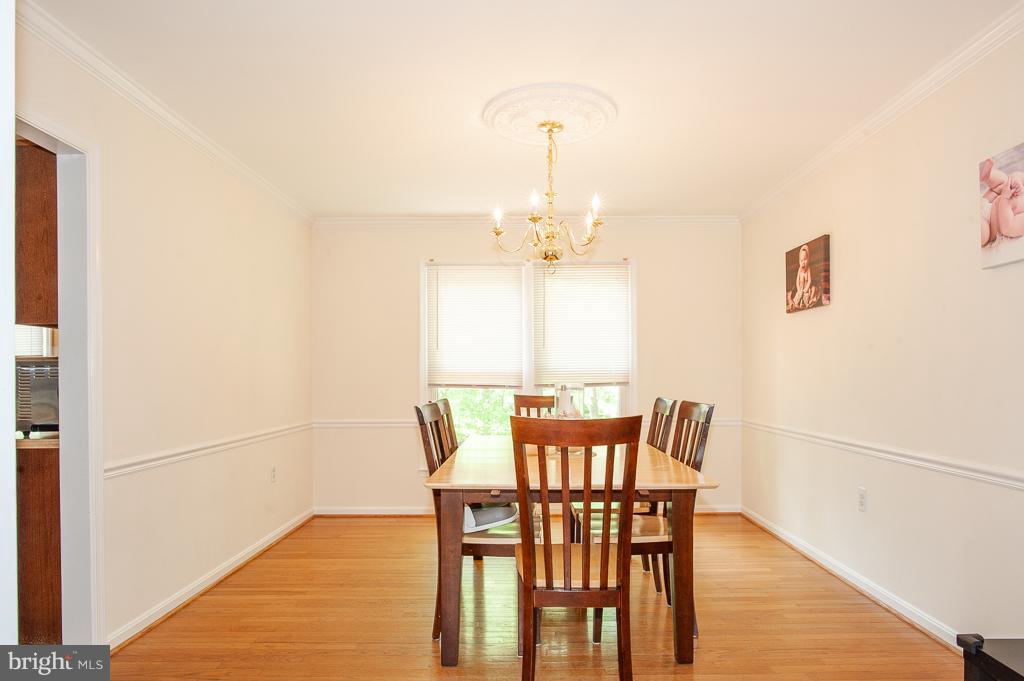 7010 Maple Tree Lane Springfield, VA 22152 - Photo 10 of 29 Dining Room
