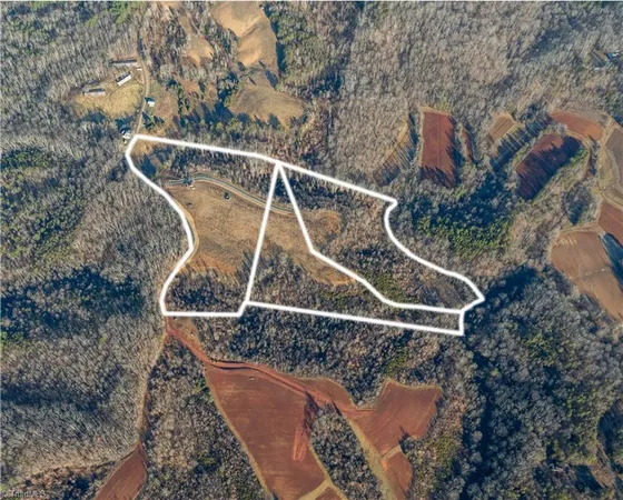 $189,900 | 4 Roby Fulk Road, Pinnacle, NC 27043