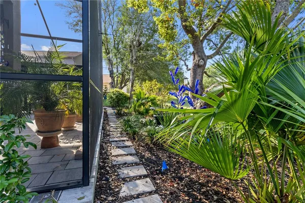 $348,900 | 70 Center Oak Circle, Spring Hill, FL 34609