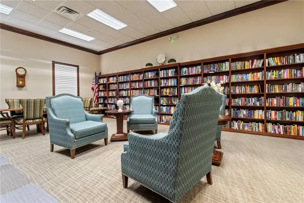 $348,900 | 70 Center Oak Circle, Spring Hill, FL 34609