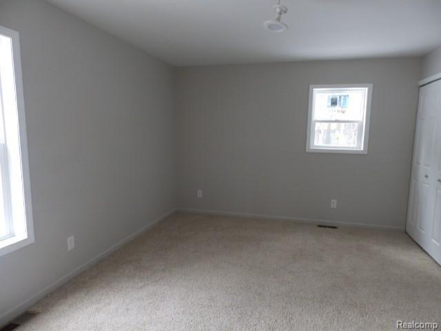 5065 Pheasant Road Waterford, MI 48327 - Photo 9 of 27 DEPTH MASTER BEDROOM