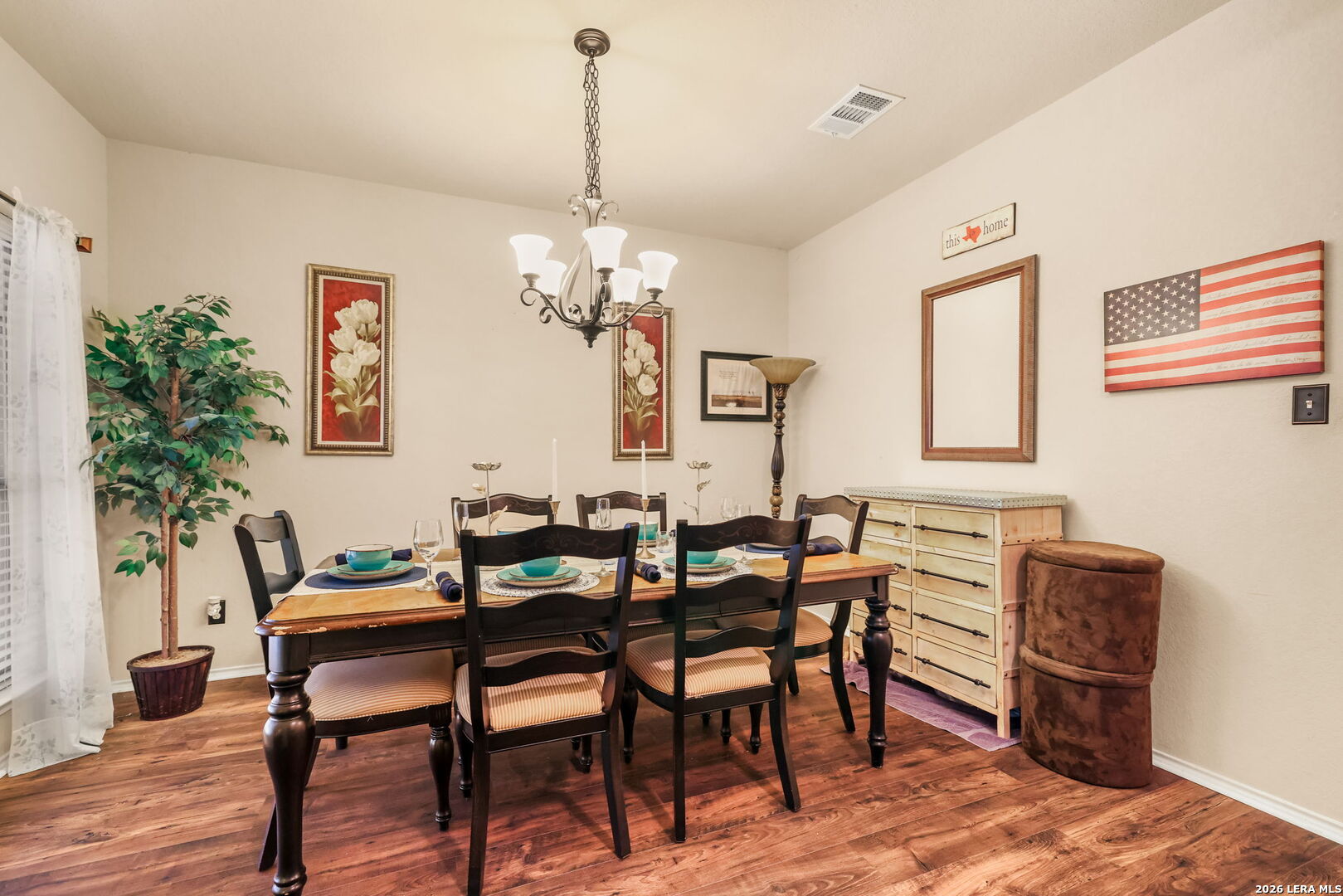 2949 Ashwood Road Schertz, TX 78108 - Photo 3 of 19
