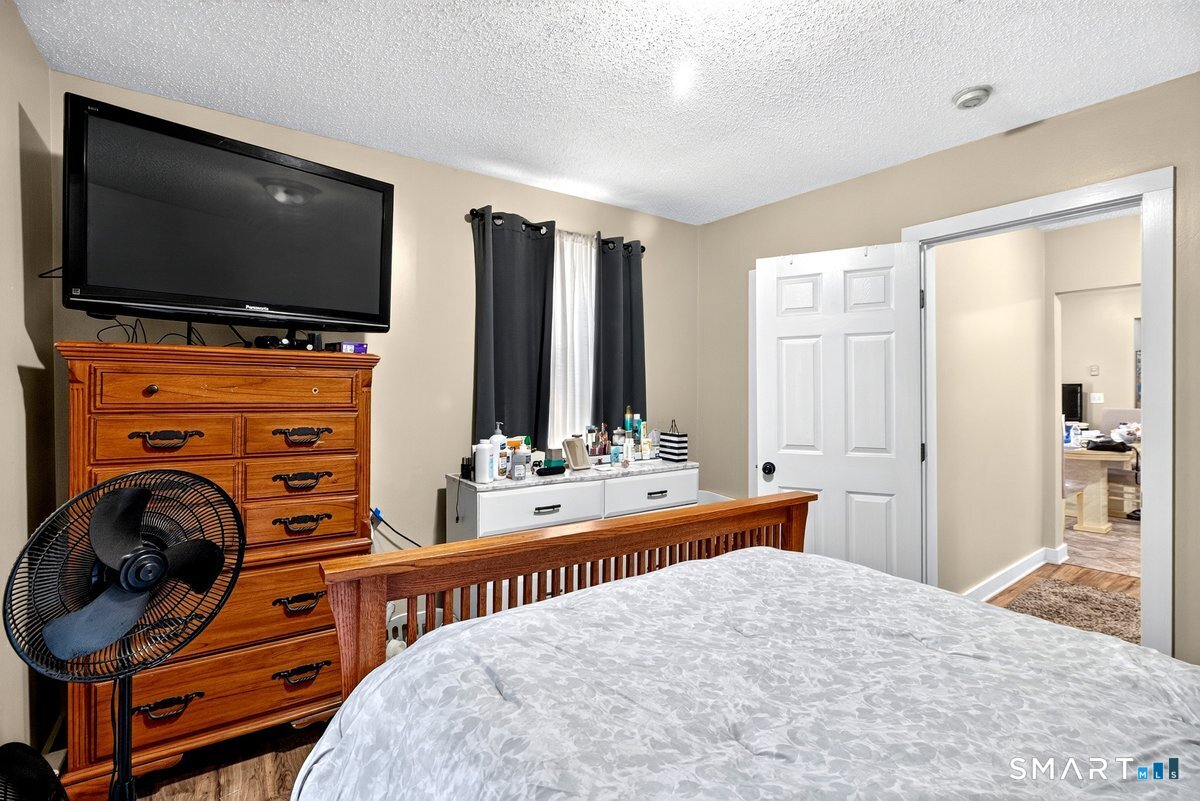 88 Church Street Enfield, CT 06082 - Photo 14 of 40