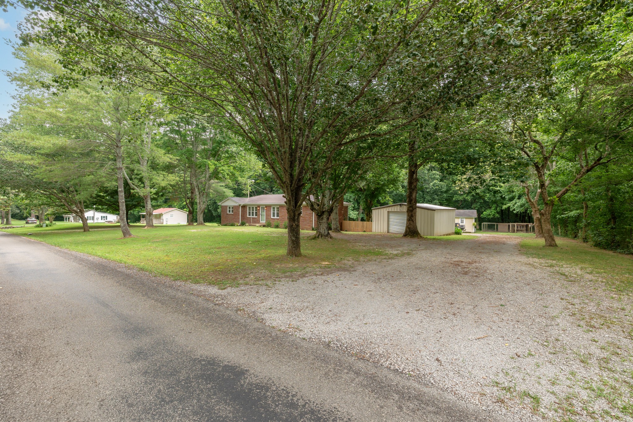 269 Pleasant Ridge Road Goodspring, TN 38460 - Photo 3 of 33