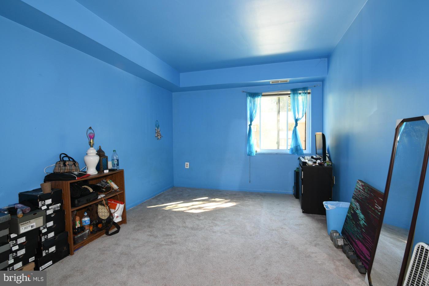 1520 Northgate Square, Unit 11B Reston, VA 20190 - Photo 16 of 29 Bedroom