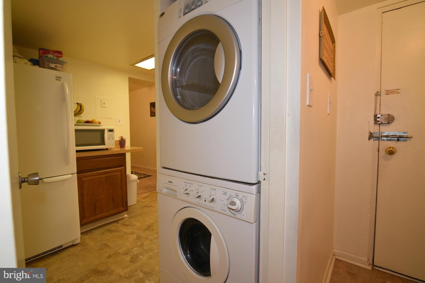 1520 Northgate Square, Unit 11B Reston, VA 20190 - Photo 18 of 29 Interior (General)