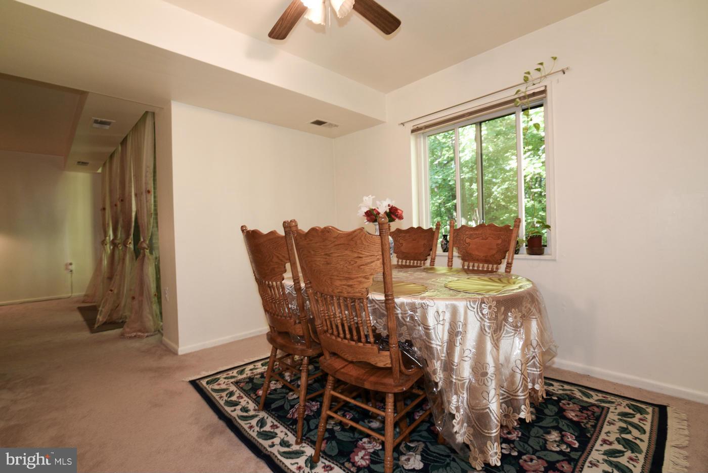 1520 Northgate Square, Unit 11B Reston, VA 20190 - Photo 3 of 29 Dining Room