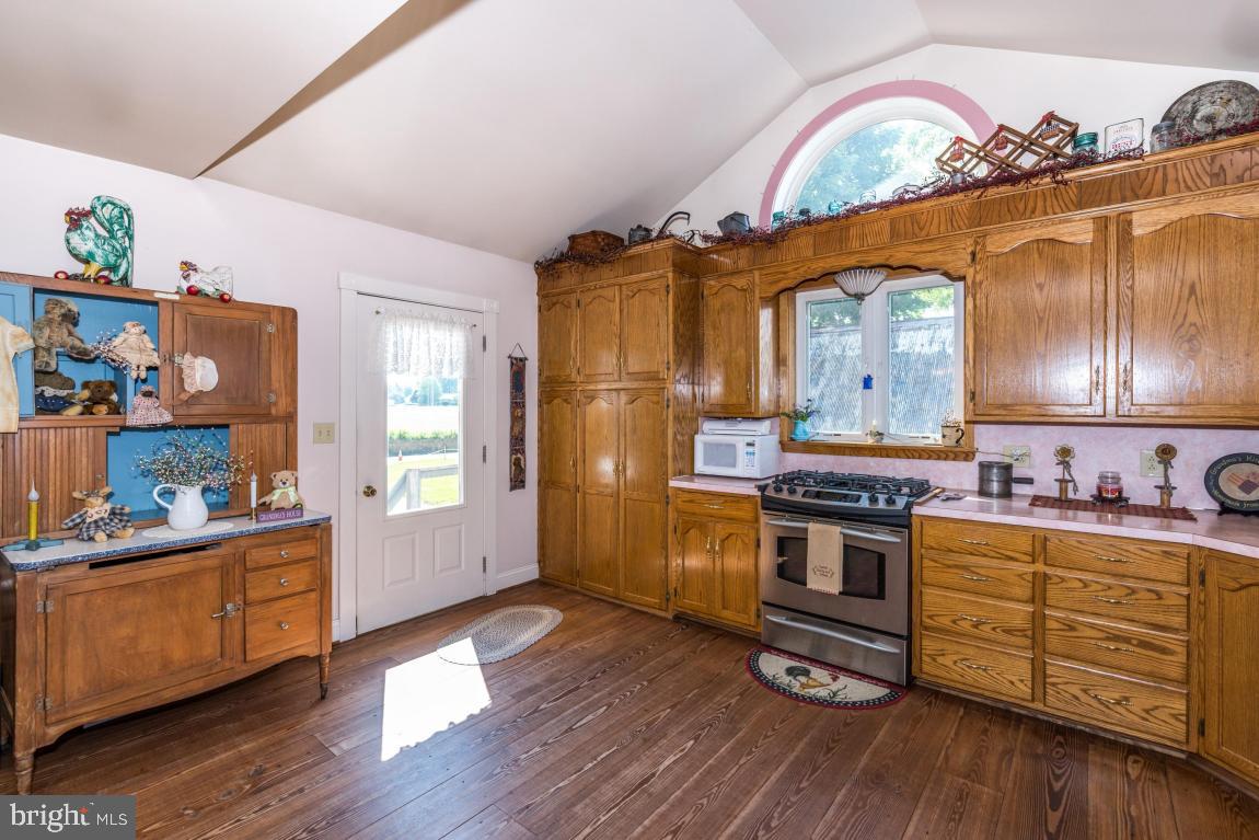 108-110 Hartman Bridge Road Ronks, PA 17572 - Photo 14 of 41 Gallery Image 14