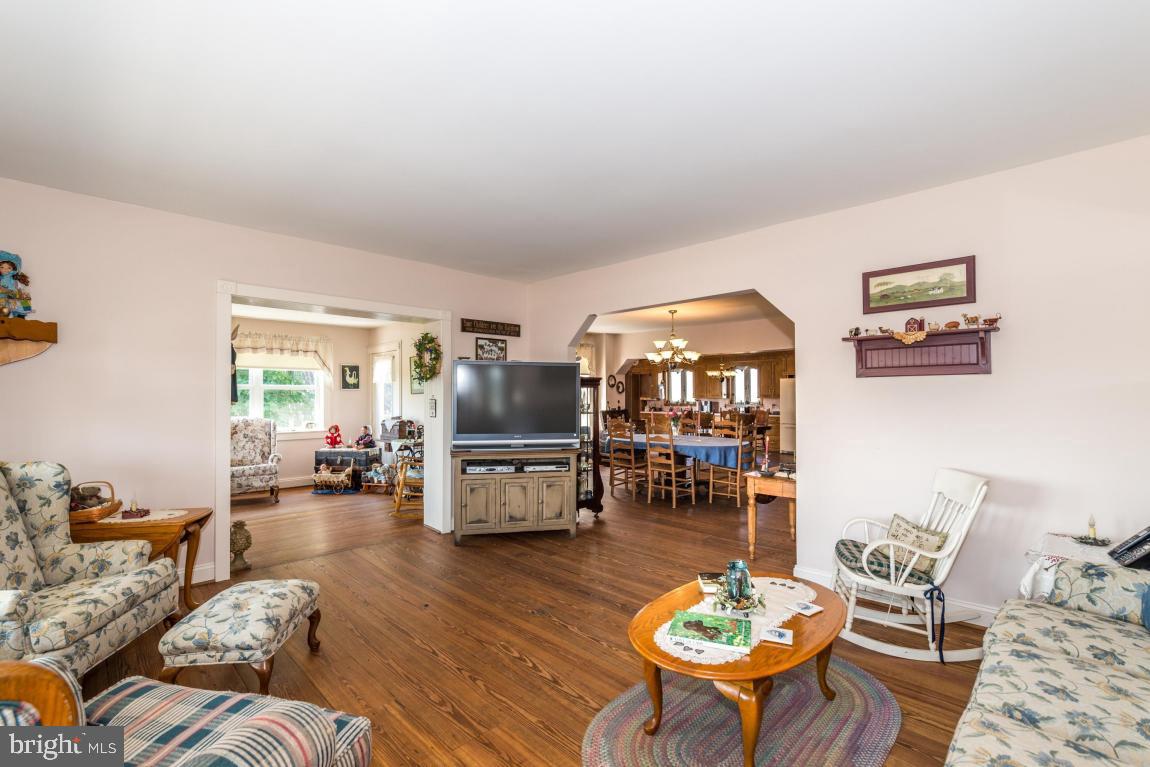108-110 Hartman Bridge Road Ronks, PA 17572 - Photo 7 of 41 Gallery Image 7