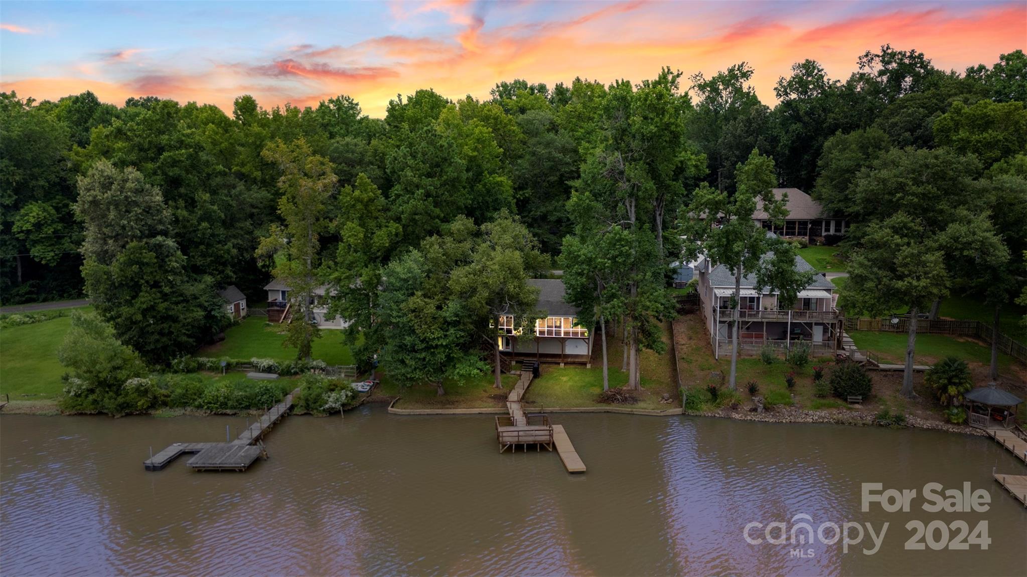 1057 Jackson Road Fort Lawn, SC 29714 - Photo 3 of 48 Gallery Image 3
