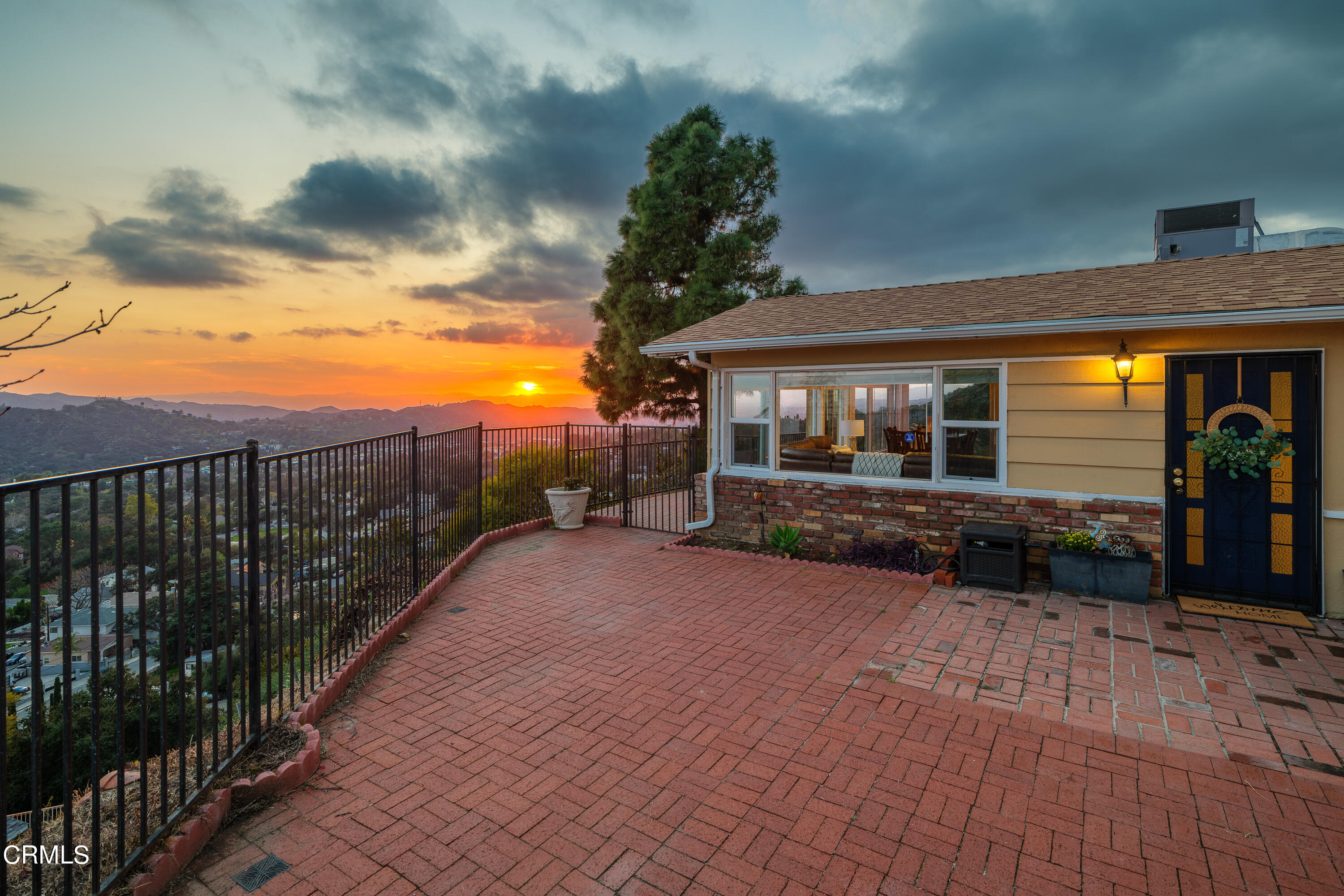 6245 Gyral Drive Tujunga, CA 91042 - Photo 1 of 29 NPW_6245Gyral_046_FLEXMLS