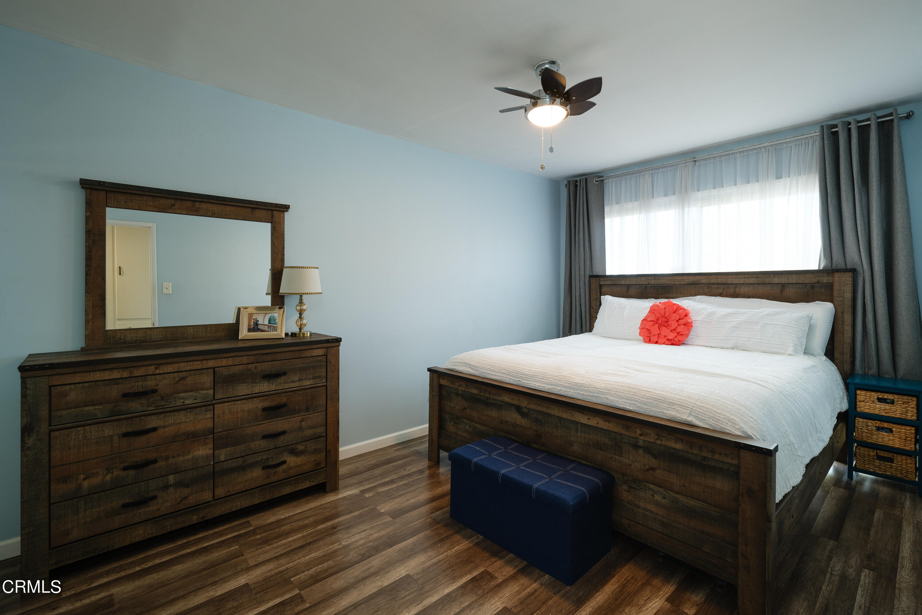 6245 Gyral Drive Tujunga, CA 91042 - Photo 13 of 29 NPW_6245Gyral_027_FLEXMLS