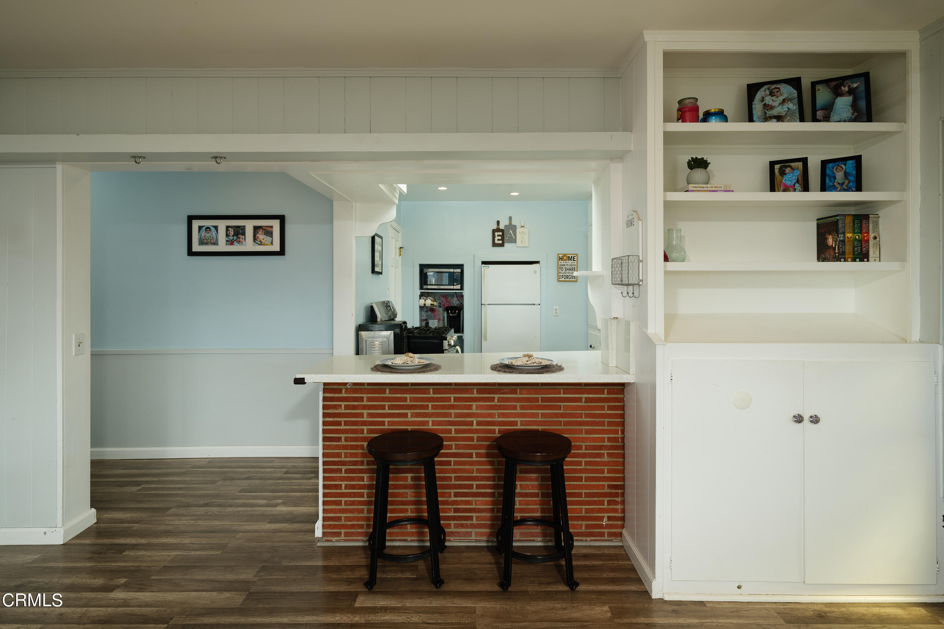 6245 Gyral Drive Tujunga, CA 91042 - Photo 6 of 29 NPW_6245Gyral_020_FLEXMLS