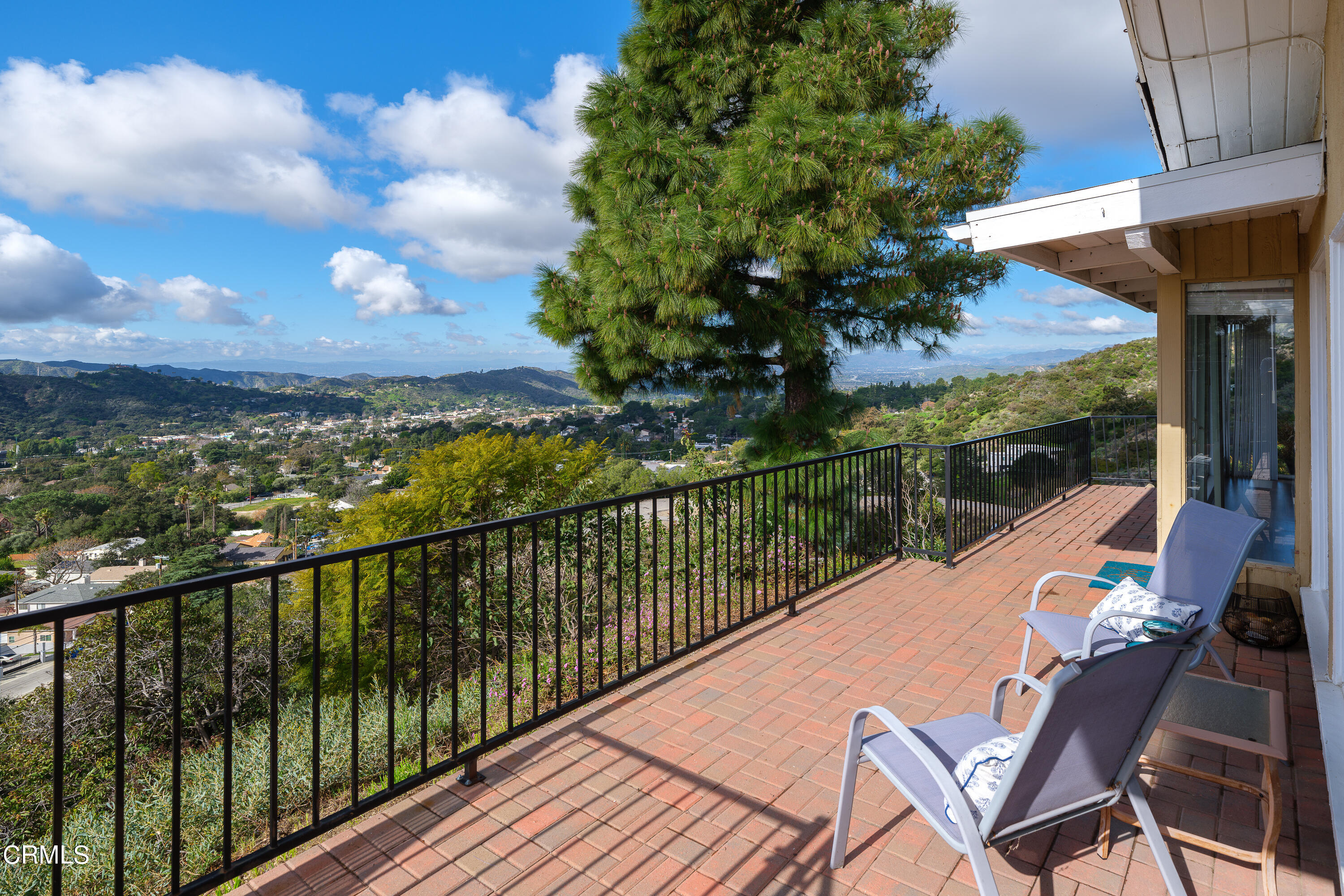 6245 Gyral Drive Tujunga, CA 91042 - Photo 10 of 29 NPW_6245Gyral_008_FLEXMLS