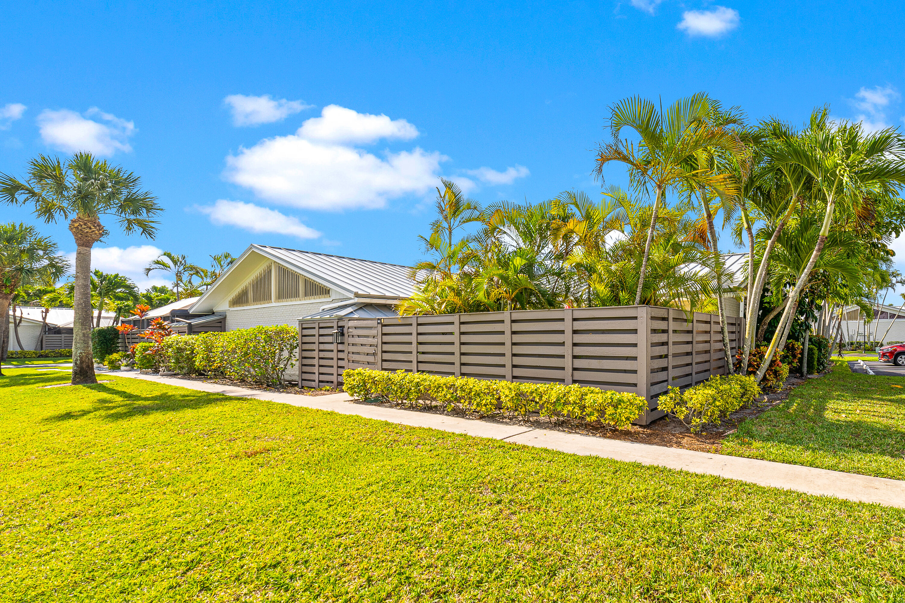 1801 Us Highway, Unit 18D Jupiter, FL 33477 - Photo 3 of 36 _DSC5663