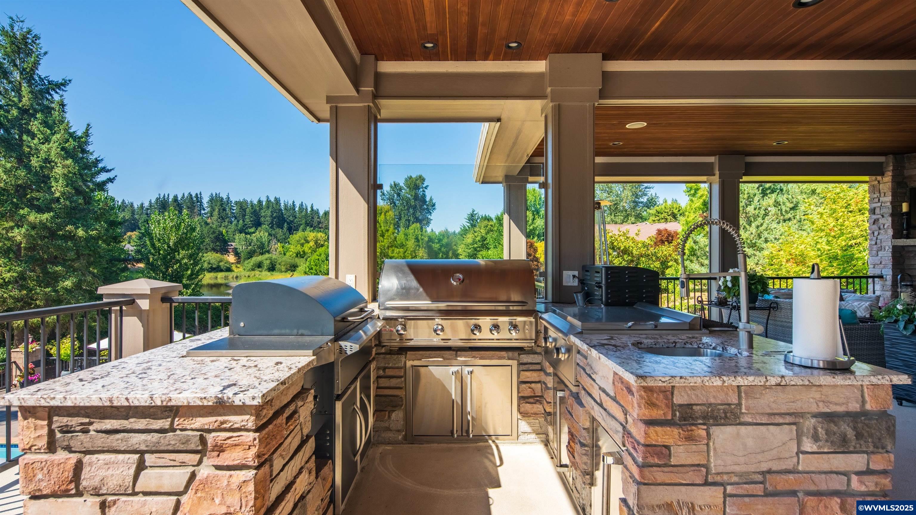 4075 Northwest Camala Drive Albany, OR 97321 - Photo 11 of 48