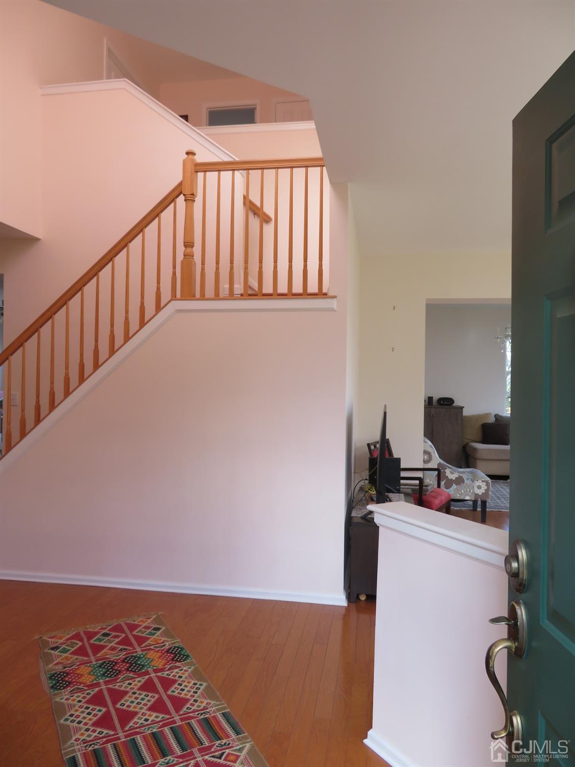 55 Devon Drive East Brunswick, NJ 08816 - Photo 2 of 28