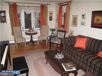 4105 Orangemans Road Hatboro, PA 19040 - Photo 2 of 12 Living Room