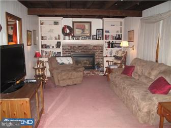 4105 Orangemans Road Hatboro, PA 19040 - Photo 3 of 12 Family Room