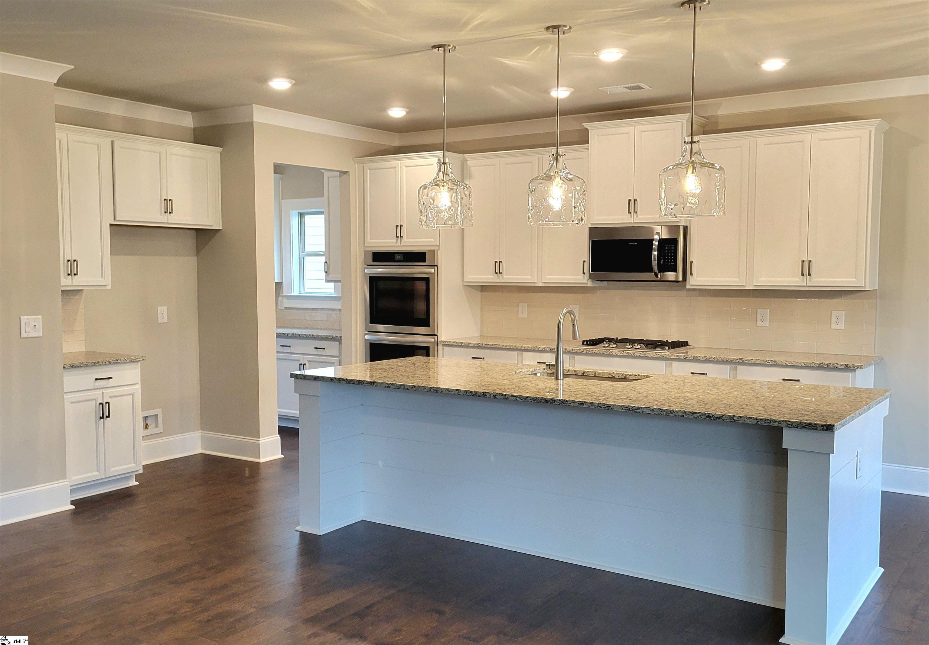 55 Leafmore Court Simpsonville, SC 29680 - Photo 8 of 34