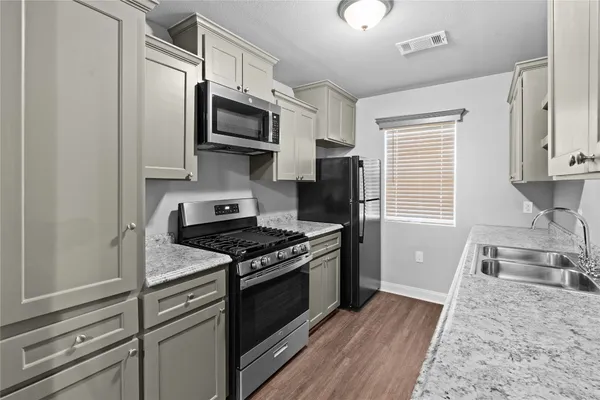 $1,250 | 1309 Glenn Avenue, Pasadena, TX 77506