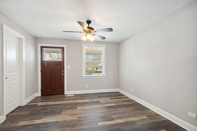 $3,500 | 293 Scott Street, Lake Forest, IL 60045