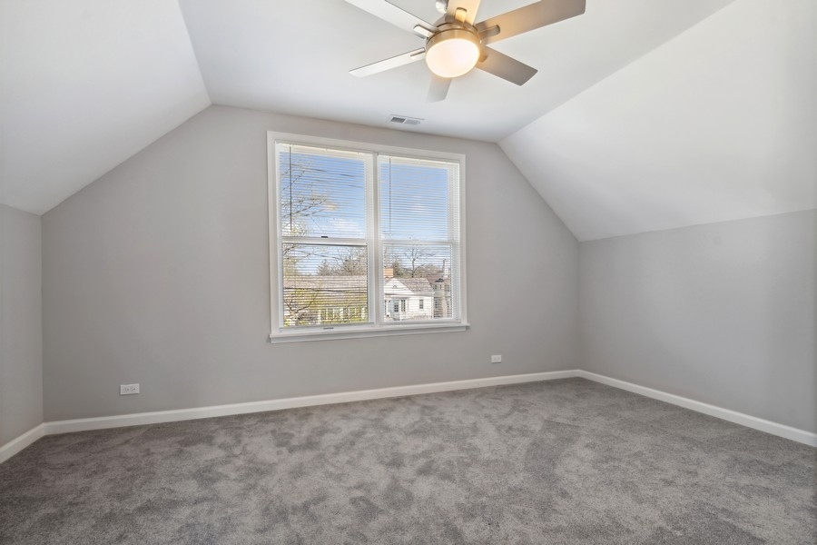 293 Scott Street Lake Forest, IL 60045 - Photo 9 of 17